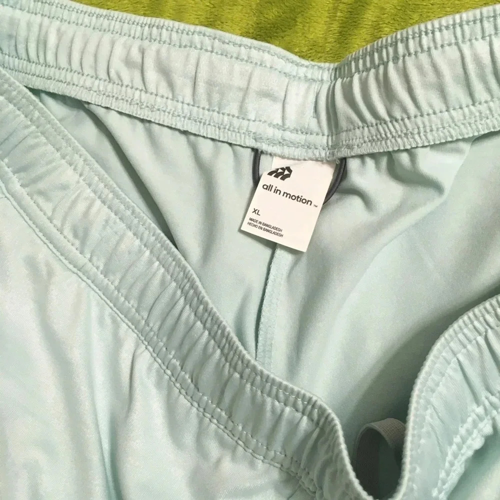 NWT MNS All in Motion Baby Blue Shorts Sz XL - Picture 4 of 8